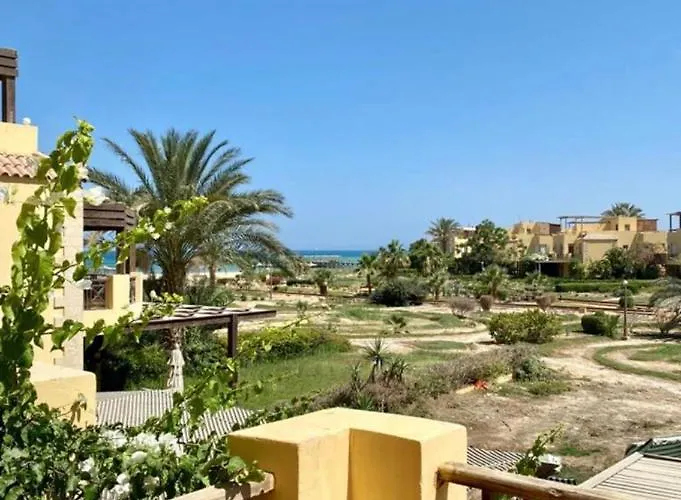 A Sea View Spacious Cheering 5 Bedroom Ain Sokhna "ain Bay" كاملة للإيجار قرية العين باي Casa vacanze Ain Sukhna