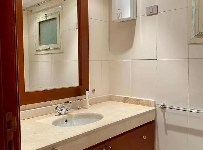 A Sea View Spacious Cheering 5 Bedroom Ain Sokhna "ain Bay" كاملة للإيجار قرية العين باي Casa vacanze *