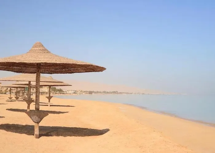 A Sea View Spacious Cheering 5 Bedroom Ain Sokhna "ain Bay" كاملة للإيجار قرية العين باي * Ain Sukhna