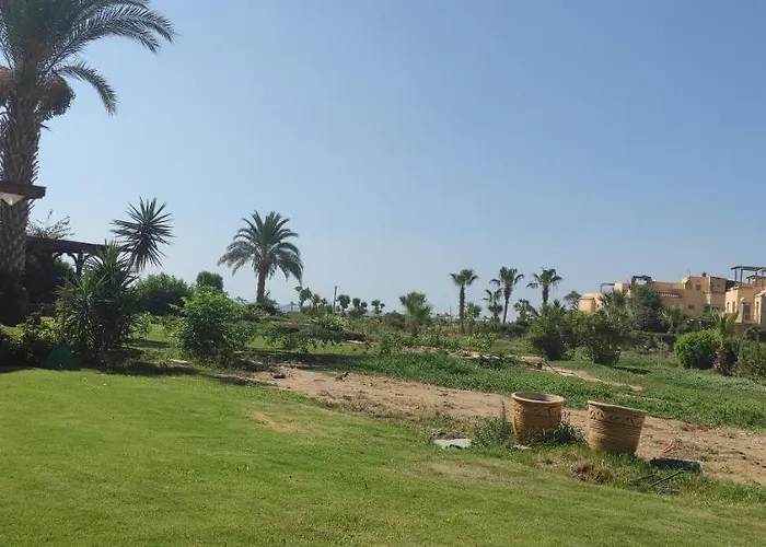 A Sea View Spacious Cheering 5 Bedroom Ain Sokhna "ain Bay" كاملة للإيجار قرية العين باي Casa vacanze *