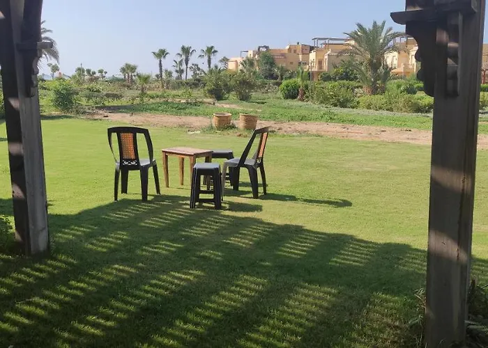 A Sea View Spacious Cheering 5 Bedroom Ain Sokhna "ain Bay" كاملة للإيجار قرية العين باي Casa vacanze *