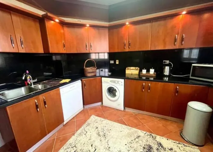 Casa vacanze A Sea View Spacious Cheering 5 Bedroom Ain Sokhna "ain Bay" كاملة للإيجار قرية العين باي *
