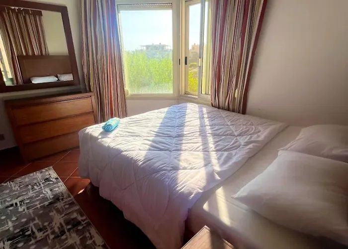 A Sea View Spacious Cheering 5 Bedroom Ain Sokhna "ain Bay" كاملة للإيجار قرية العين باي Ain Sukhna