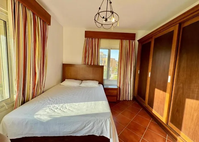 Casa vacanze A Sea View Spacious Cheering 5 Bedroom Ain Sokhna "ain Bay" كاملة للإيجار قرية العين باي Ain Sukhna