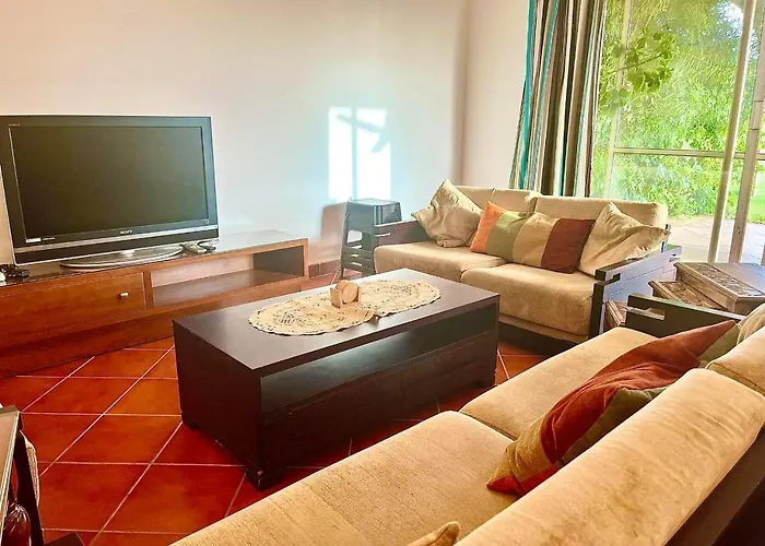 A Sea View Spacious Cheering 5 Bedroom Ain Sokhna "ain Bay" كاملة للإيجار قرية العين باي
